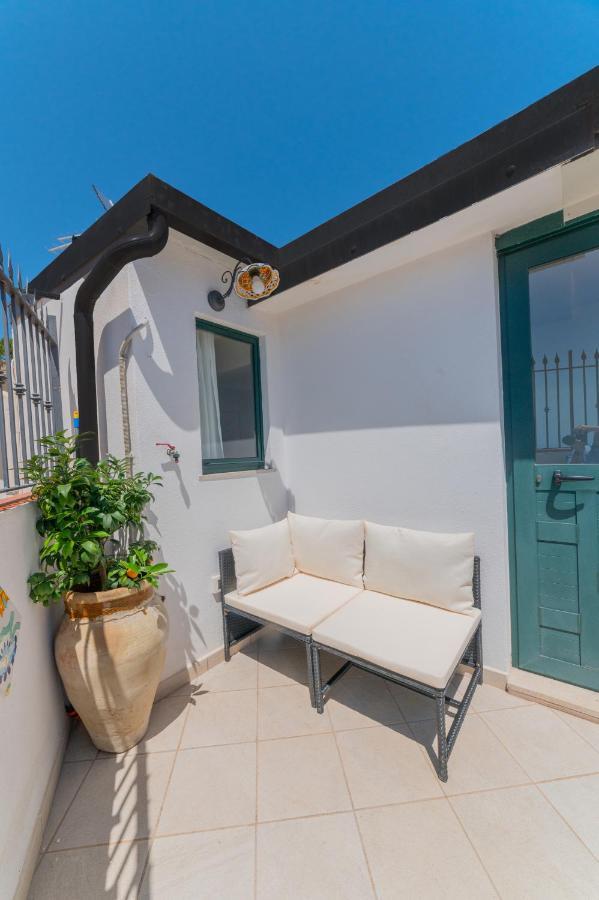 Ottaviano Suite - Elegante Attico Vista Mare Taormina Bagian luar foto